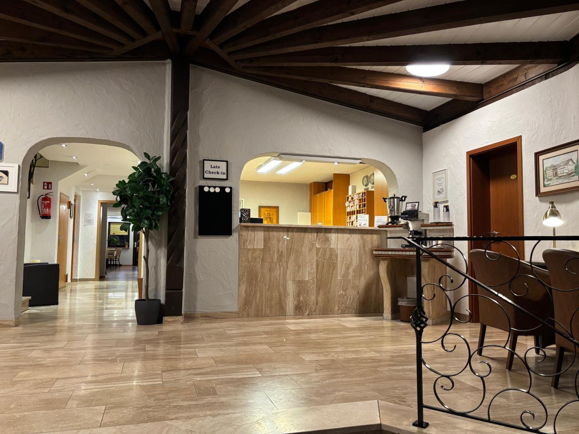 Hotel Pirsch Ramstein-Miesenbach Eksteriør bilde